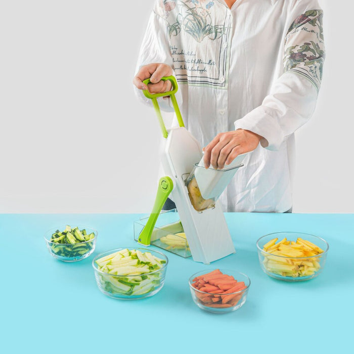 MULTIFUNCTION VEGETABLE CUTTER